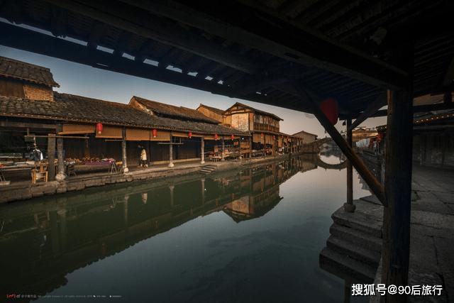 环球足球奖官方:埃德森荣获2023年最佳门将奖
